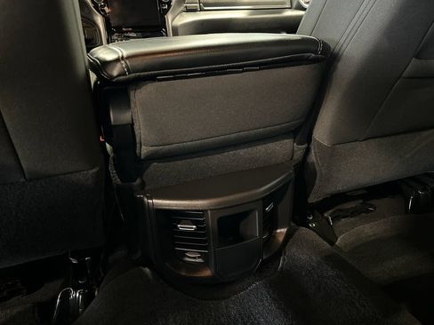 Used 2026 RAM 2500 Big Horn AWD/4WD image 33