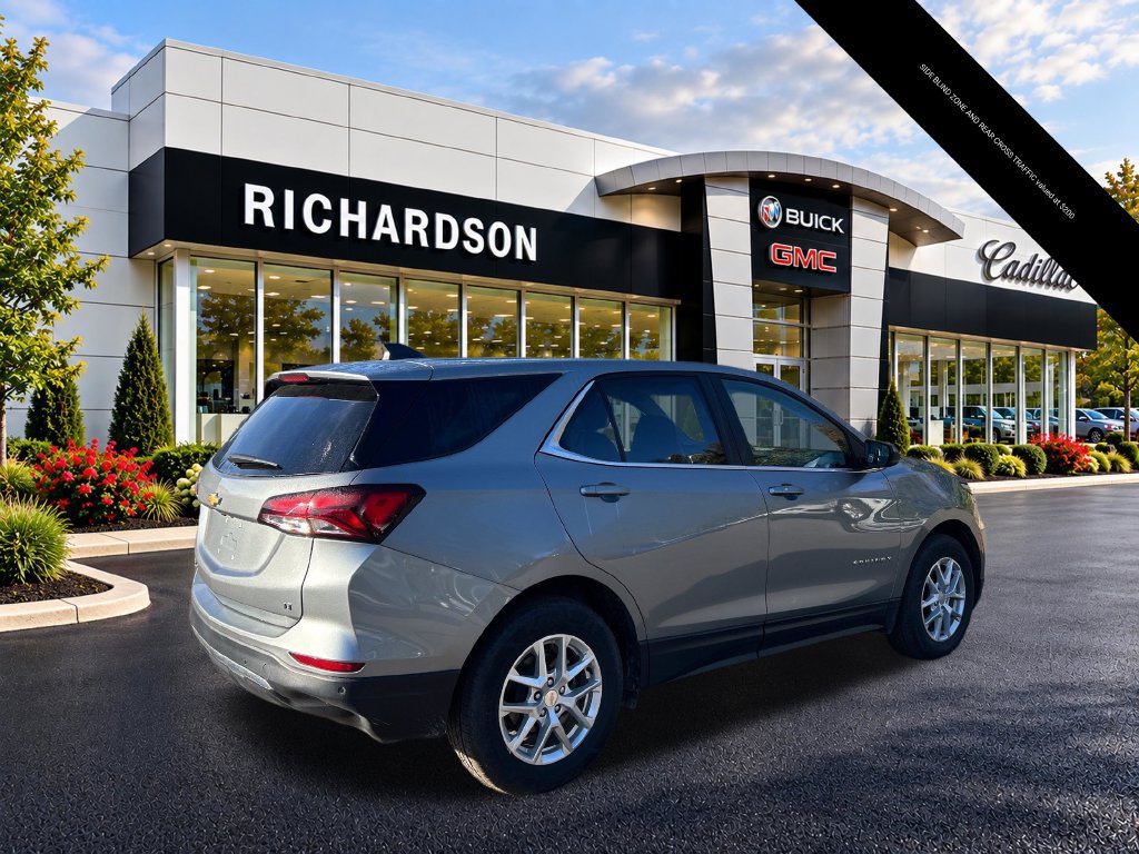 Used 2023 Chevrolet Equinox LT FWD image 4