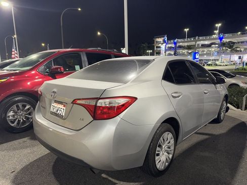 Used 2016 Toyota Corolla LE image 9