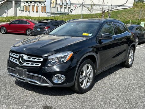 Used 2018 Mercedes-Benz GLA 250 4MATIC image 3