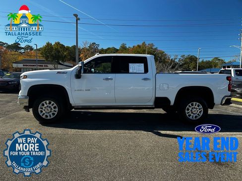 Used 2024 Chevrolet Silverado 3500 LTZ image 3