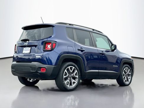 Used 2016 Jeep Renegade Latitude w/ Popular Equipment Group FWD image 7