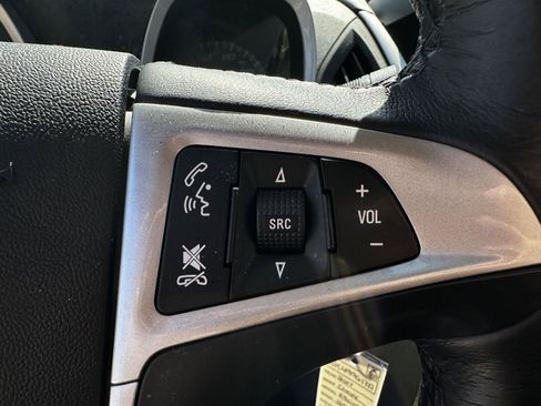 Used 2017 Chevrolet Equinox Premier w/ Enhanced Convenience Package FWD image 18