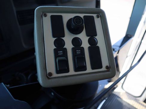 Used 2004 Chevrolet Express 3500 w/ School Bus Package image 19