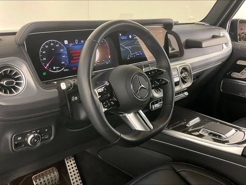 Certified 2025 Mercedes-Benz G 550 image 11