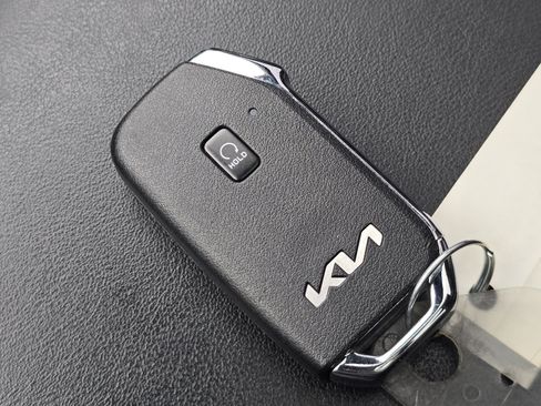 Used 2023 Kia Sorento SX image 31