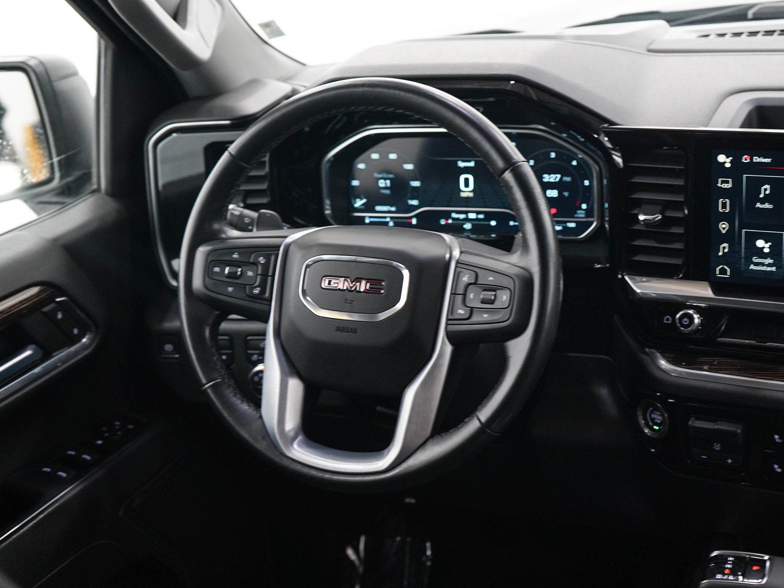 Used 2022 GMC Sierra 1500 Elevation w/ LPO, Elevation Black Package AWD/4WD image 14