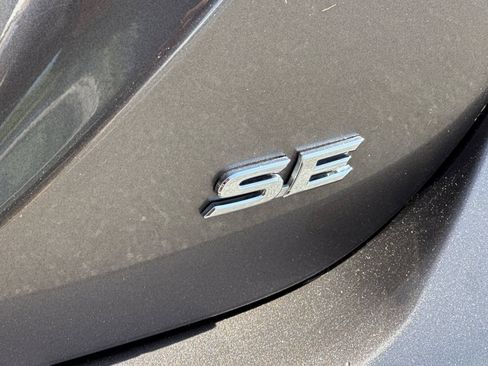 Used 2022 Toyota Camry SE FWD image 26