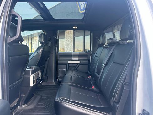 Used 2019 Ford F150 Lariat w/ Equipment Group 502A Luxury image 13