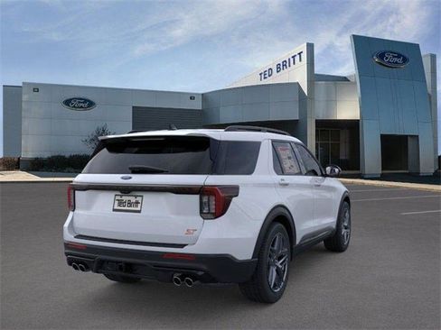 New 2026 Ford Explorer ST w/ Sun And Sound Package image 8