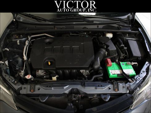 Used 2019 Toyota Corolla LE image 30