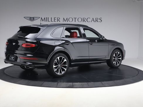 Used 2022 Bentley Bentayga AWD/4WD image 8