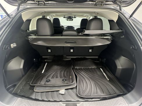 Certified 2025 Subaru Crosstrek 2.5i Limited w/ Crosstrek Mirror Package image 23