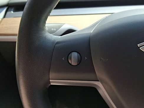 Used 2023 Tesla Model 3 Standard Range RWD image 24