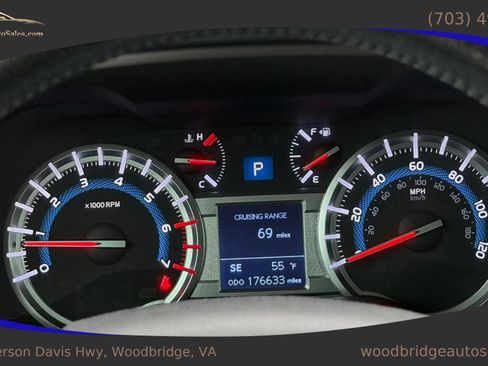 Used 2016 Toyota 4Runner Limited AWD/4WD image 25