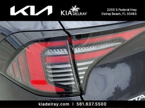 New 2026 Kia Sportage LX FWD image 8