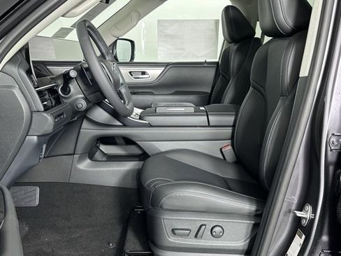 Used 2026 INFINITI QX80 Pure w/ Cargo Package image 15