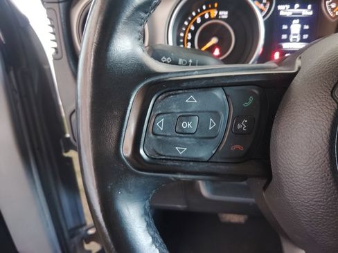 Used 2018 Jeep Wrangler Unlimited Sport S AWD/4WD image 23