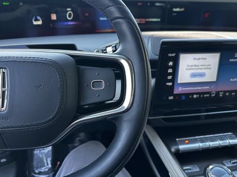 Certified 2024 Lincoln Nautilus Premier AWD/4WD image 28