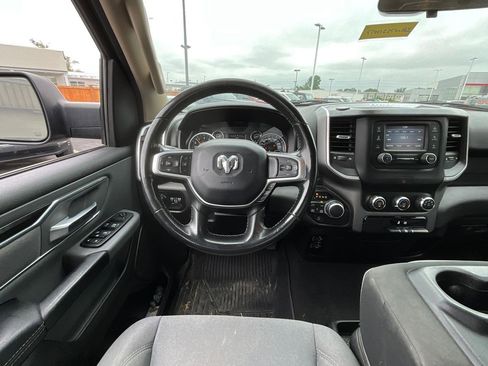 Used 2019 RAM 1500 Big Horn AWD/4WD image 8