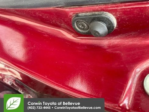 Used 2015 Toyota Camry SE w/ Moonroof Package image 29