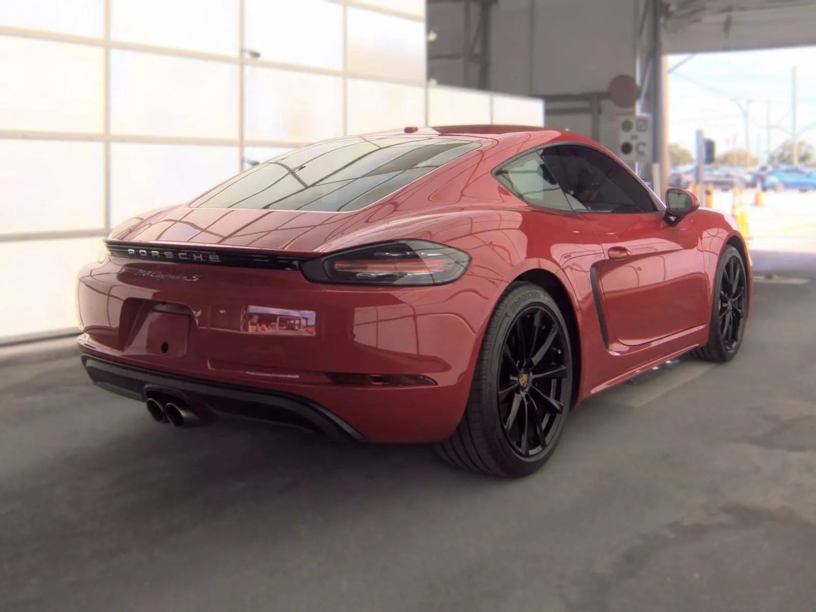 Used 2017 Porsche 718 Cayman S RWD image 9
