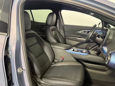 Used 2024 Chevrolet Equinox EV LT w/ LPO, Blackout Package FWD image 27