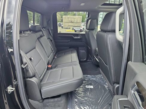 New 2026 GMC Sierra 3500 Denali w/ Denali Reserve Package AWD/4WD image 12