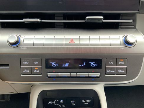 Used 2024 Hyundai Kona SEL image 32