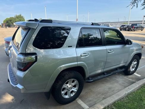 Used 2021 Toyota 4Runner SR5 Premium w/ Moonroof Package AWD/4WD image 3