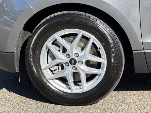 Used 2024 Ford Edge SEL AWD/4WD image 45