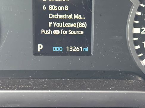 Used 2024 Toyota Tundra SR5 w/ SR5 Premium Package image 26