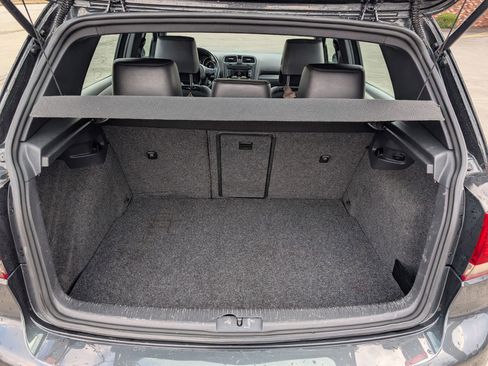 Used 2012 Volkswagen Golf R 4-Door image 13