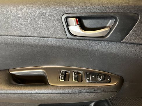 Used 2020 Kia Optima LX image 17