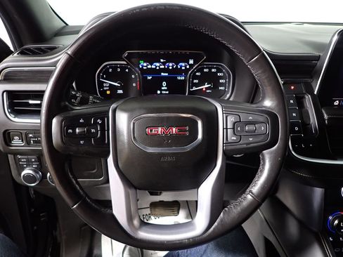 Used 2021 GMC Yukon XL SLT AWD/4WD image 29