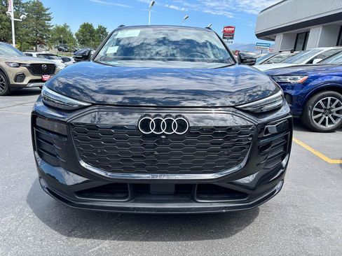 Used 2025 Audi Q6 e-tron Premium Plus w/ Premium Plus AWD/4WD image 11