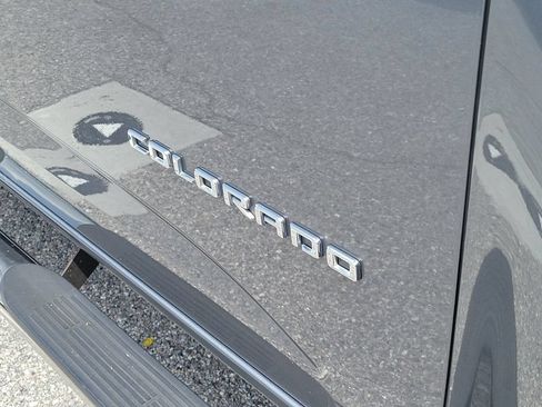 Used 2021 Chevrolet Colorado LT w/ LT Convenience Package RWD image 8