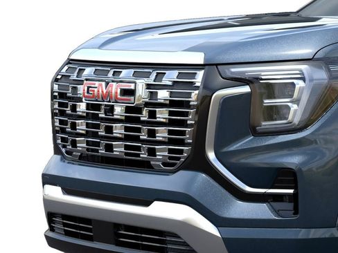 New 2027 GMC Terrain Denali w/ LPO, Black Badging Package AWD/4WD image 15