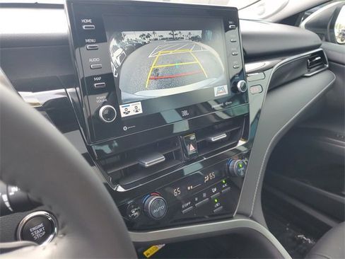 Used 2023 Toyota Camry XSE image 27