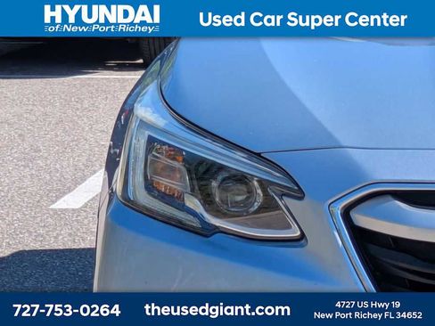 Used 2020 Subaru Outback Limited AWD/4WD image 9