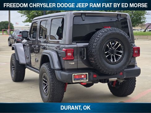 Used 2026 Jeep Wrangler Unlimited Rubicon AWD/4WD image 3