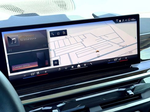 Used 2026 BMW X7 xDrive40i image 35