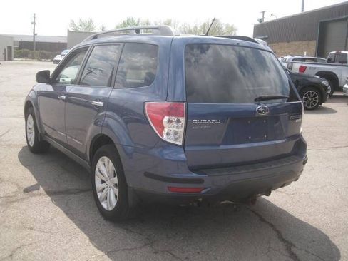 Used 2012 Subaru Forester 2.5X Premium w/ All-Weather Pkg AWD/4WD image 7
