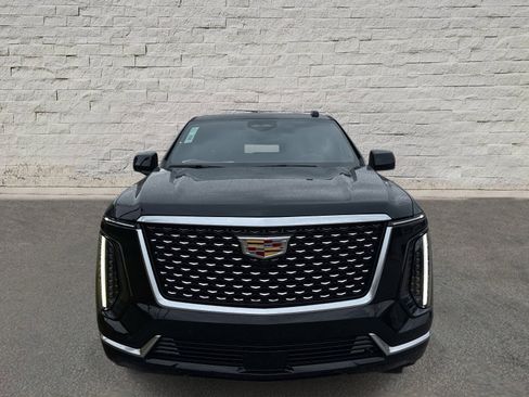 New 2026 Cadillac Escalade Luxury w/ Touring Package image 8
