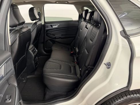 Used 2024 Ford Edge Titanium AWD/4WD image 29