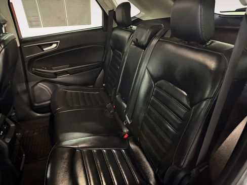 Used 2024 Ford Edge SEL image 17