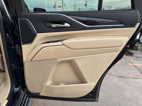 Certified 2024 Cadillac Escalade Premium Luxury image 24