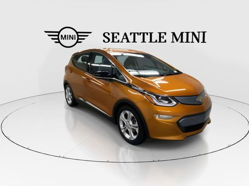 Used 2017 Chevrolet Bolt LT FWD image 9