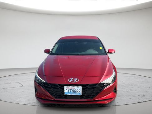 Used 2023 Hyundai Elantra SEL w/ Convenience Package FWD image 13