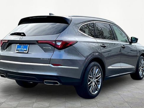 Used 2023 Acura MDX SH-AWD w/ Advance Package image 6